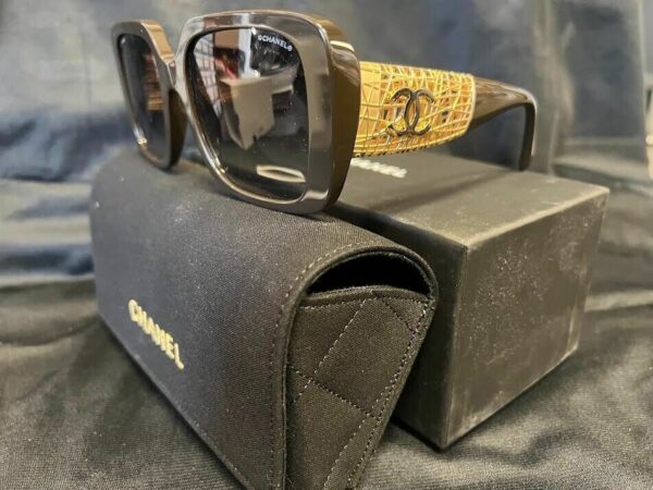 CHANEL SQUARE SUNGLASSES CH5532 1460S6 BROWN FRAME GRADIENT GREY LENS 140mm - Image 6