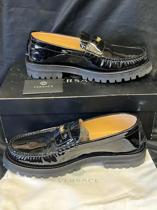 VERSACE CHUNKY LOAFERS PATENT LEATHER BLACK SIZE 42 / US 9 DSU7547 - Image 7