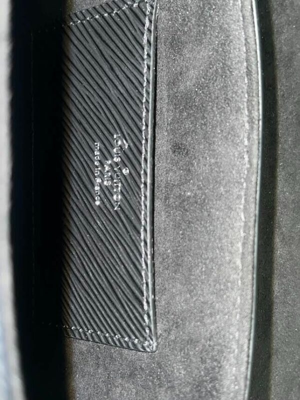Louis Vuitton Black Epi Leather Twist PM Bag M80836 Silver Chain Shoulder Strap - Image 11
