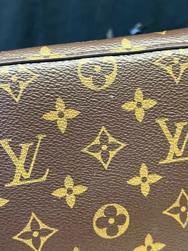 LOUIS VUITTON NEONOE MM BLACK MONOGRAM M44020 DRAWSTRING BUCKET BAG - Image 19