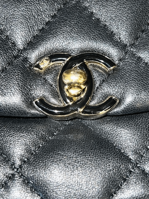 CHANEL CHAIN FRAME FLAP BAG QUILTED BLACK LAMBSKIN CHAIN LINK SHOULDER STRAP - Image 10