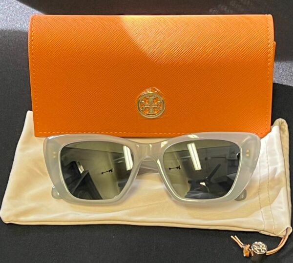 TORY BURCH KIRA CAT-EYE SUNGLASSES TY7216U GREY GREEN FRAME, DARK GREY LENS 140 - Image 5