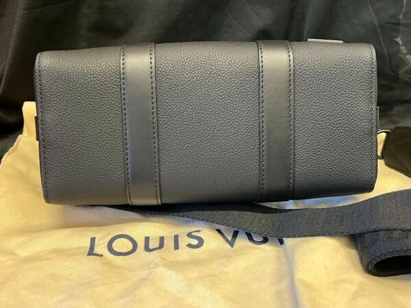 LOUIS VUITTON CITY KEEPALL CROSSBODY M59255 BLACK/NOIR OBSCUR REMOVABLE STRAP - Image 10