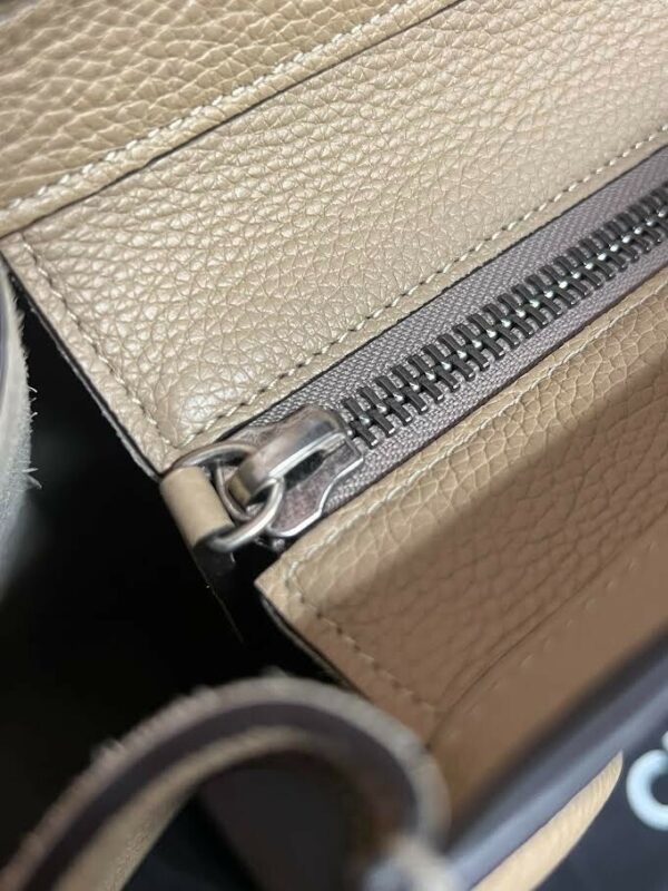 CELINE LUGGAGE PHANTOM LEATHER HANDBAG DOUBLE HANDLE TOTE TAUPE - Image 10