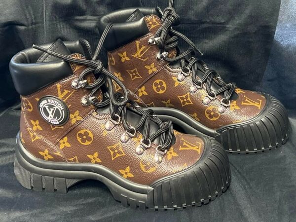 New Ruby Flat Ranger Louis Vuitton Monogram Ankle Boots EU 37 US 7 1AALYE - Image 5