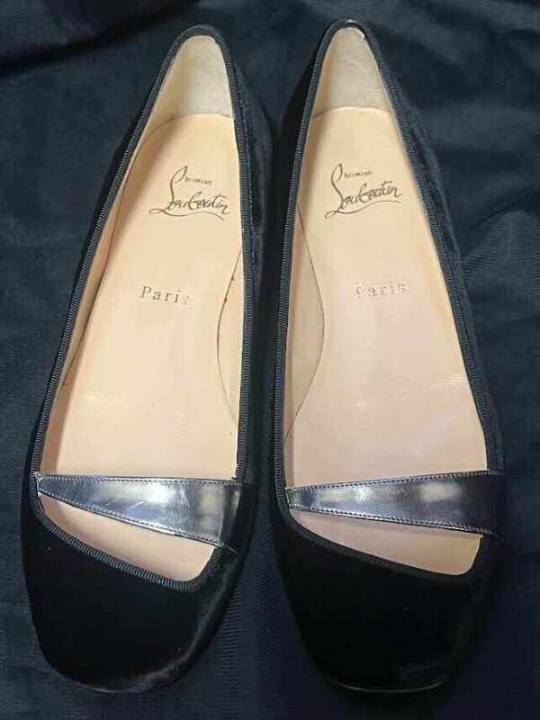 CHRISTIAN LOUBOUTIN BLACK VELVET BALLERINA FLATS W SILVER METALLIC ACCENT - Image 8