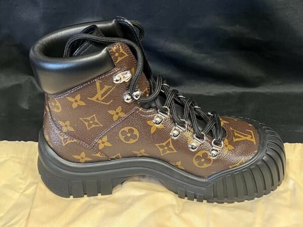 New Ruby Flat Ranger Louis Vuitton Monogram Ankle Boots EU 37 US 7 1AALYE - Image 10