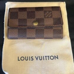 Louis Vuitton Damier Ebene 6 Key Holder