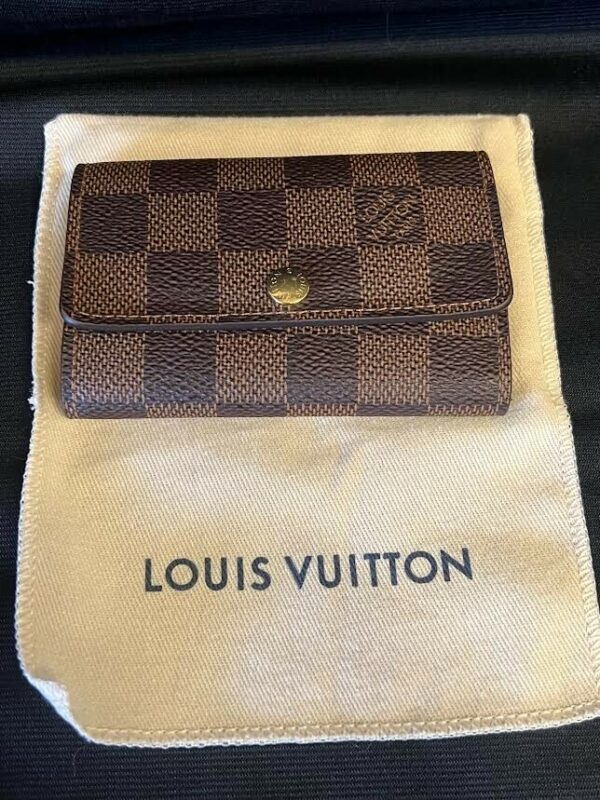 Louis Vuitton Damier Ebene 6 Key Holder