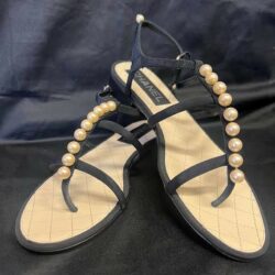 CHANEL FAUX PEARL THONG BLACK SANDALS W BUCKLE ANKLE STRAP SIZE EU 38/ US 7