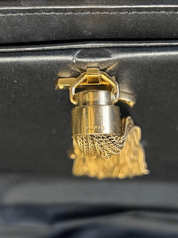 Saint Laurent Classic KATE Monogram Tassel Chain Wallet Leather BLACK/GOLD - Image 12