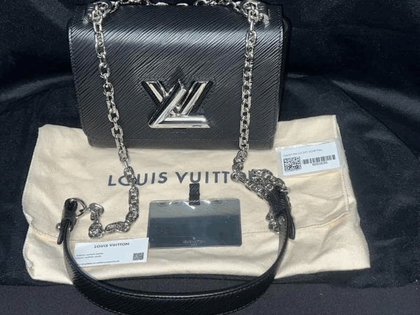 Louis Vuitton Black Epi Leather Twist PM Bag M80836 Silver Chain Shoulder Strap - Image 13